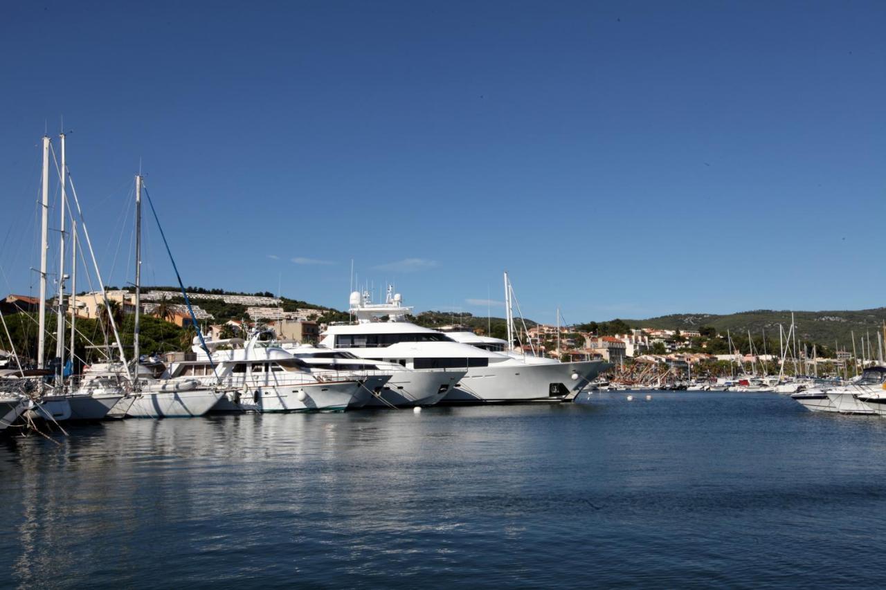 Design Apartment - Pool, Large Terrace And Panoramic Views Of Mediterranean Bandol Exterior photo